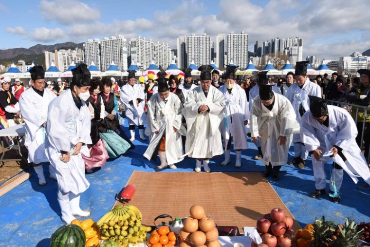 사상전통달집놀이 영월 기원제.jpg